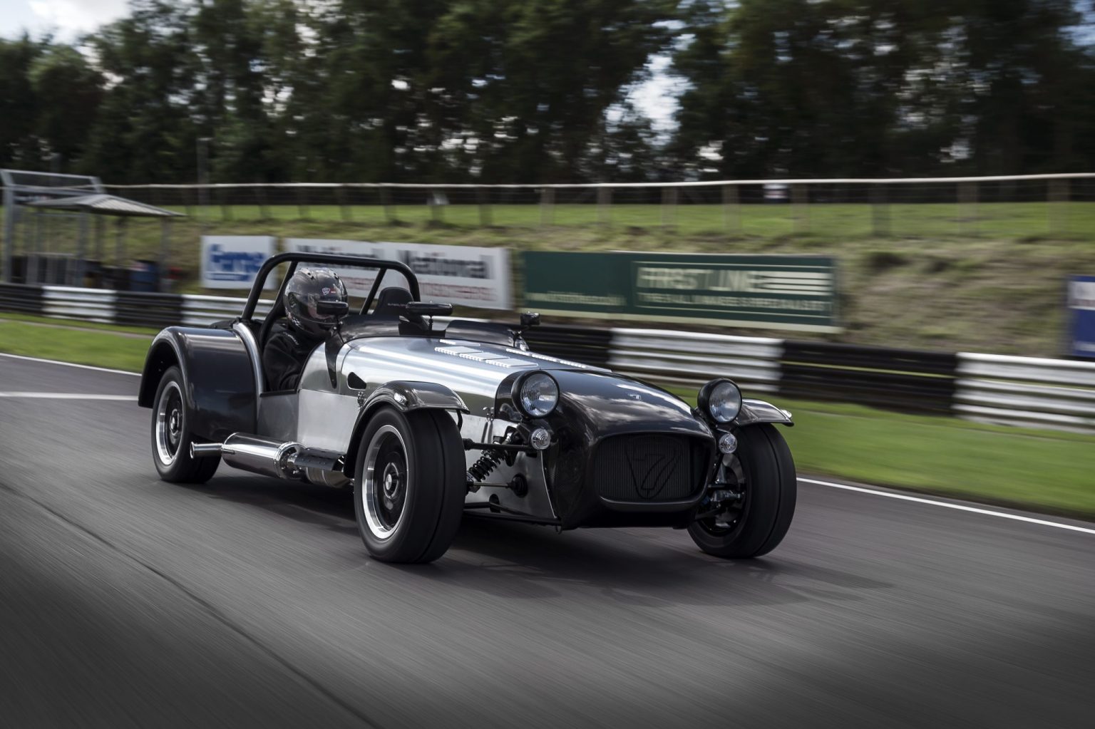 New special. Caterham Superlight Seven twenty. Катерхем спорткары. Спортивный автомобиль 7. Seven спорткар.