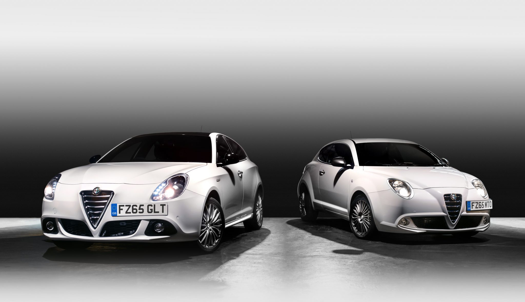 Mito 69. Модульная картина Альфа Ромео. Giulietta old vs New.