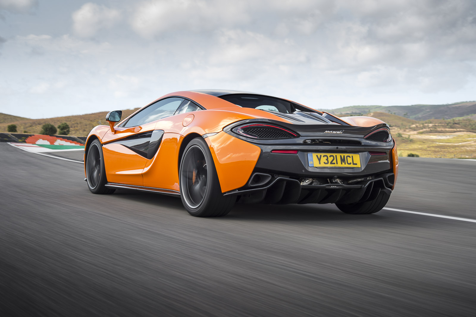 MCLAREN 570s 2015 Supercar