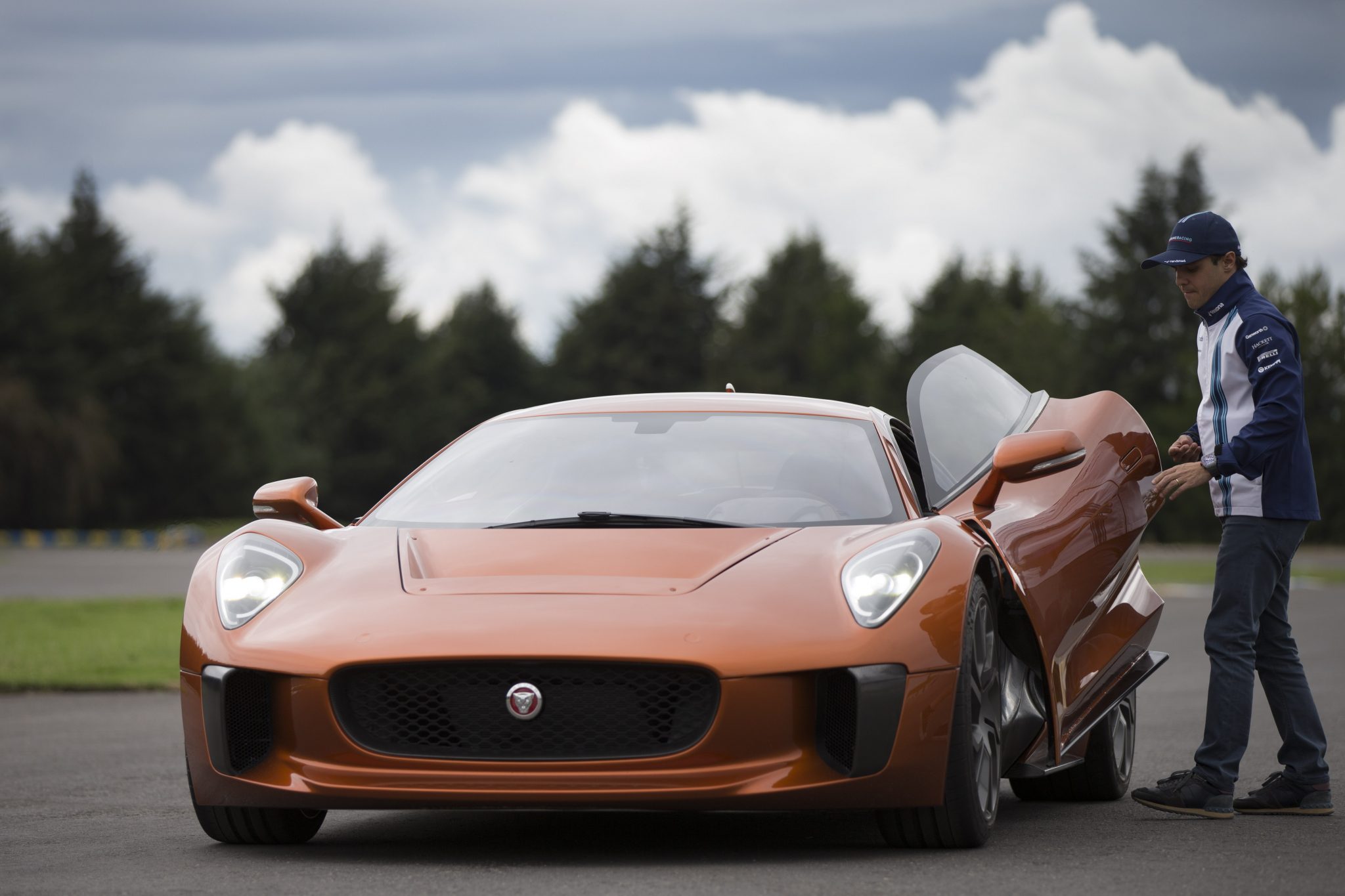 Jaguar c x75 Supercar